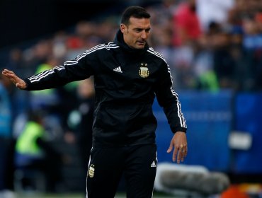 Scaloni confirmó oncena, resaltó a la Roja y criticó la Copa América en Brasil