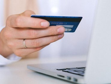 Sernac presenta demanda colectiva en contra de Santiliz por incumplimiento en compras online