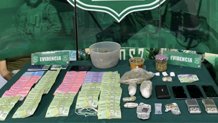 Carabineros decomisó LSD y marihuana en los alrededores del Congreso durante la Cuenta Pública