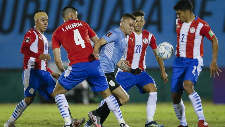 Uruguay y Paraguay no se sacaron ventaja en friccionado encuentro en Montevideo