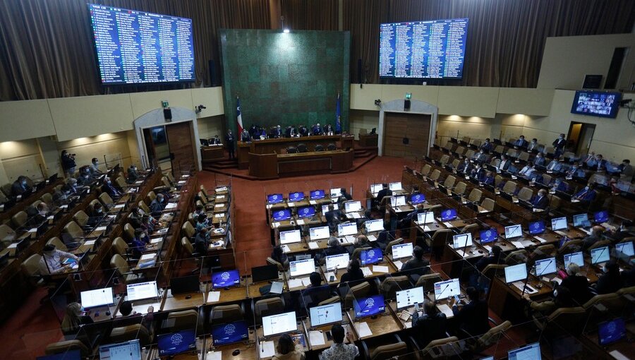 Cámara de Diputados despacha al Senado IFE Universal con aumento de montos y extensión hasta septiembre