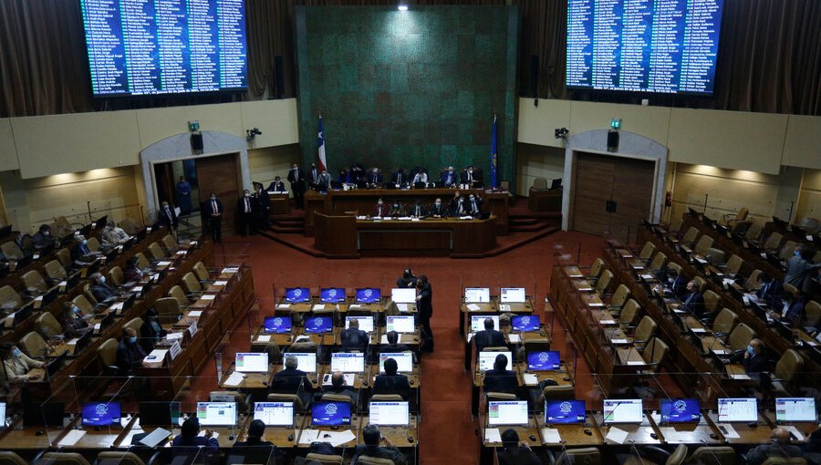 Seis diputados fueron sancionados por participar en programas de TV en horario legislativo