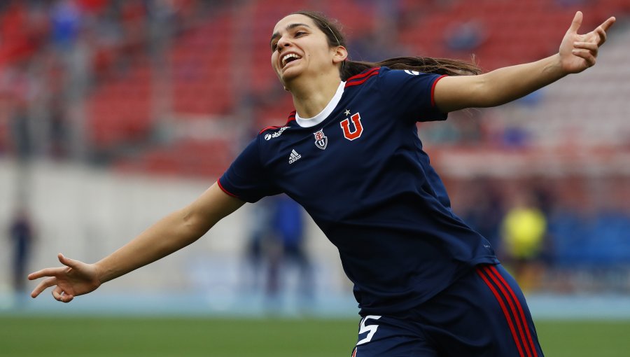 Daniela Zamora marcó el gol que le dio la victoria a su equipo en la liga sueca