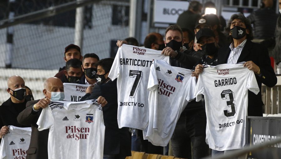 Colo Colo concretó emotivo homenaje para los campeones de la Libertadores del 91