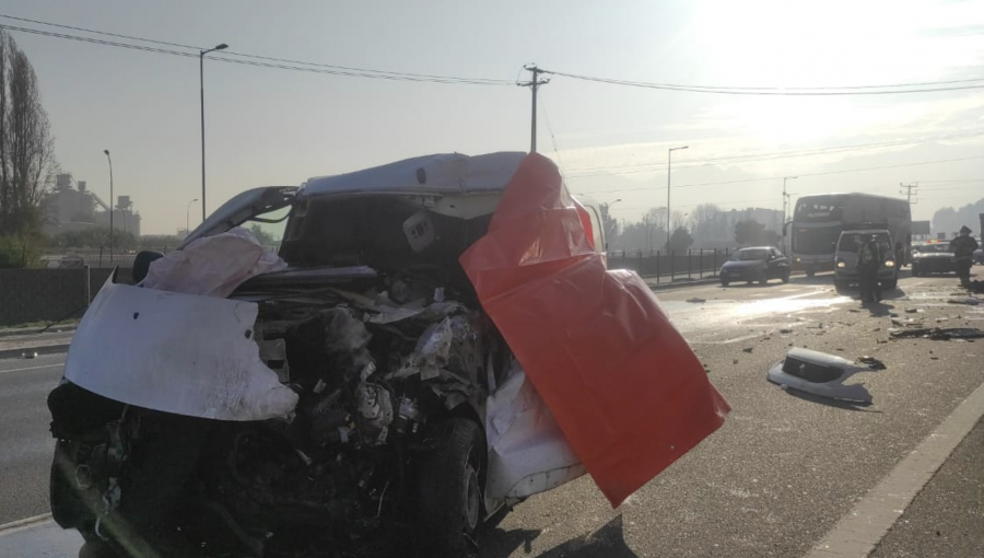 Colisión que involucró a tres vehículos deja un fallecido en la ruta 60CH de La Calera