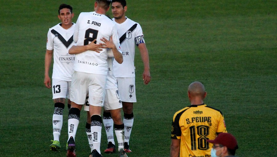 Santiago Morning goleó a Coquimbo Unido y le quitó el invicto en la Primera B