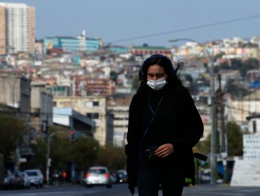 Región de Valparaíso avanza derecho a la “tormenta perfecta” del Covid: Colegio Médico entrega detalles de los factores