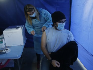 Región de Valparaíso: Al menos existen 200 mil personas rezagadas que no se han vacunado menores de 39 años