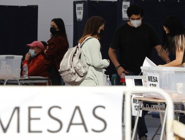 Elecciones de Gobernadores Regionales: Cierran urnas y comienza conteo de votos en todos los locales