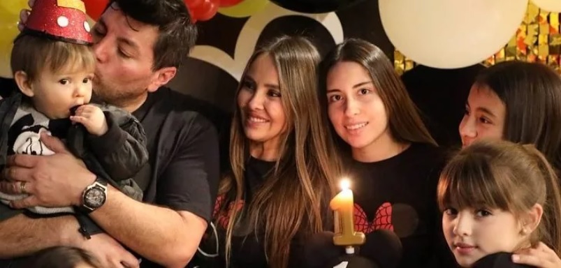 Paloma Aliaga celebra primer cumpleaños de su hijo, junto a su pareja Cristóbal Valenzuela