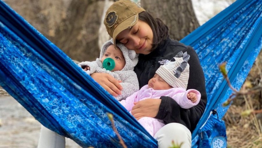 Rocío Toscano celebra los cuatro meses de vida de sus mellizos con serie de fotografías: "Lo estoy dando todo"