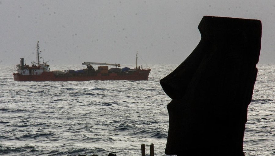 Isleños depondrán la toma de embarcación en Rapa Nui tras llegar a un acuerdo