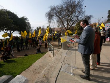 Sebastián Sichel lanzó su campaña presidencial en Concón: "Queremos una política que no vive de los mitos del pasado"