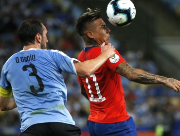 Tabárez podrá contar con jugador con PCR positivo para el partido contra La Roja