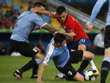 Chile quiere dejar atrás los malos ratos y buscará los tres puntos ante Uruguay