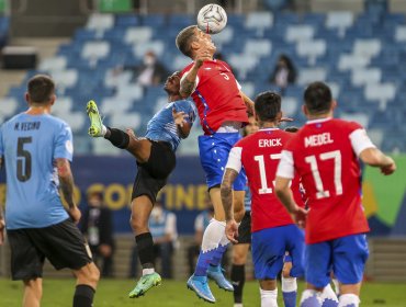 Chile logra un empate ante Uruguay con gol de Vargas en la Copa América