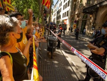 España aprueba indultos parciales a independentistas catalanes acusados de sedición