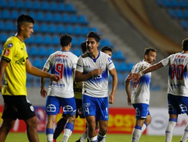 Deportes Iquique y la UC se estrenaron en Copa Chile con un polémico empate