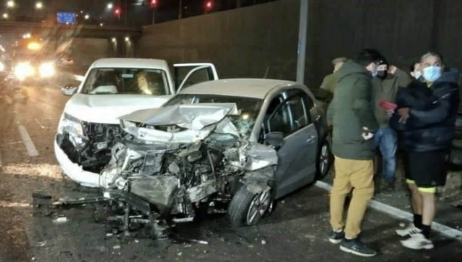 Joven de 18 años falleció tras violento accidente de tránsito en carretera de Conchalí