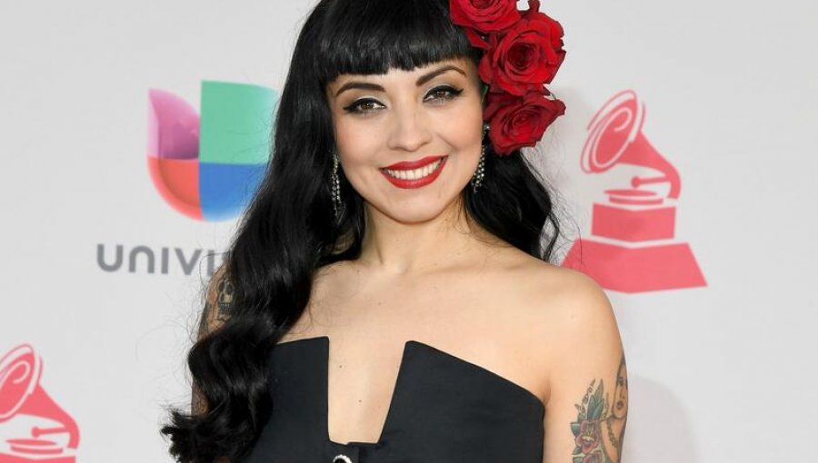 Mon Laferte será parte del disco tributo a 30 años del "Black Album" de Metallica