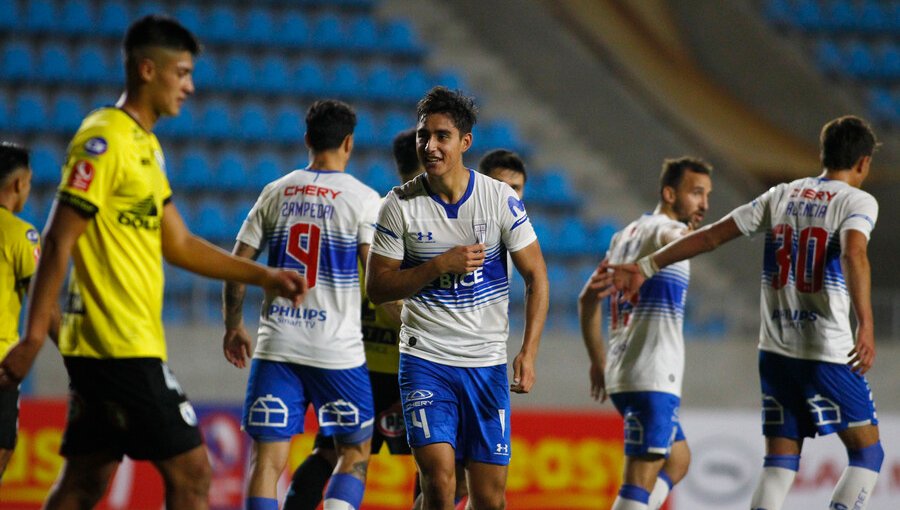 Deportes Iquique y la UC se estrenaron en Copa Chile con un polémico empate