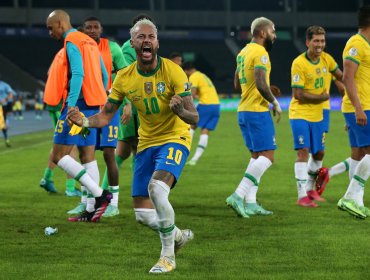 Brasil se impuso de manera agónica a Colombia y sigue invicto en Copa América