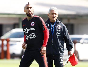 Arturo Vidal confiesa que aún mantiene contacto con Rueda y afirma que a Lasarte "lo he visto bien"