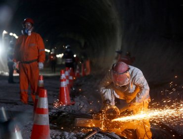 Presentan proyecto que busca recortar la semana laboral a solo cuatro días