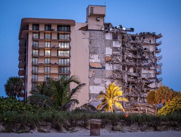 Familiar de Michelle Bachelet se encuentra entre los desaparecidos tras derrumbe parcial de edificio en Miami