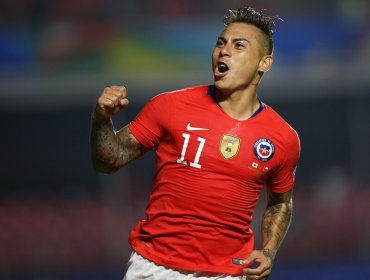 En Brasil destacan rendimiento de Vargas en la Roja: "Es un fenómeno con la camiseta de Chile"