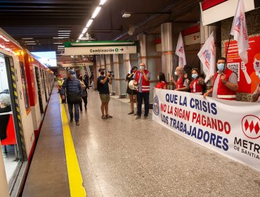 Sindicatos de Metro denuncian no pago de bono y alzas en sueldos de ejecutivos