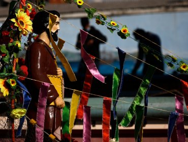 Con sencillos actos, pescadores rindieron homenaje a San Pedro en Valparaíso