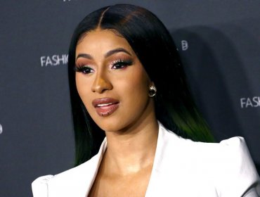 Cardi B anuncia con sutil desnudo su segundo embarazo junto al rapero Offset