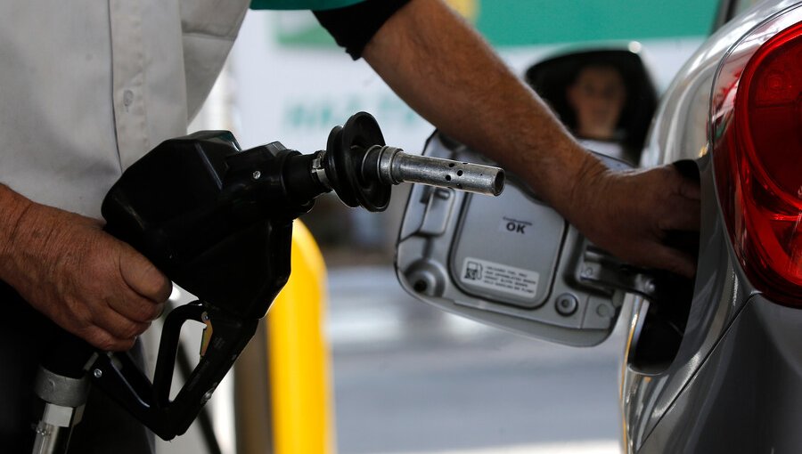 31 semanas consecutivas al alza: Precio de los combustibles sufrirán nuevo aumento a partir de este jueves 1