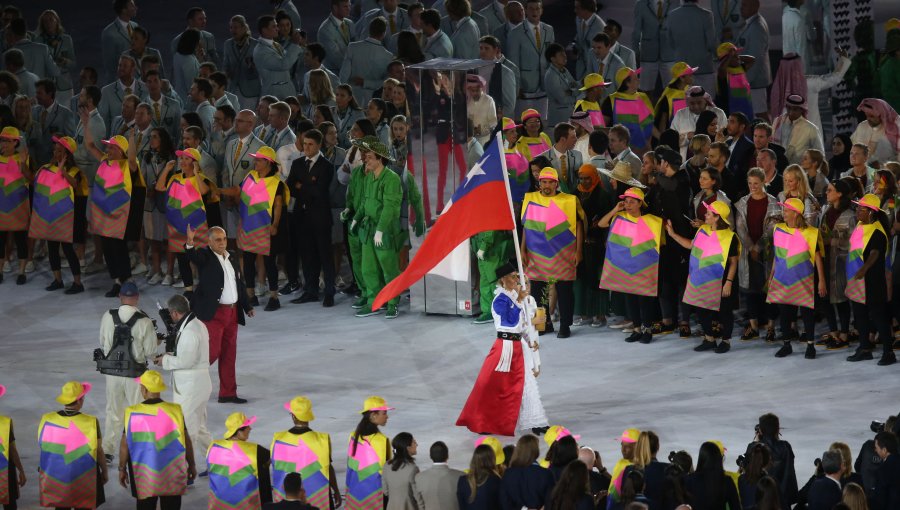 Francisca Crovetto y Marco Grimalt serán los abanderados de Chile en los Juegos Olímpicos