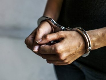 Prisión preventiva para imputado por violación y abuso sexual que fue atacado por una turba en San Antonio