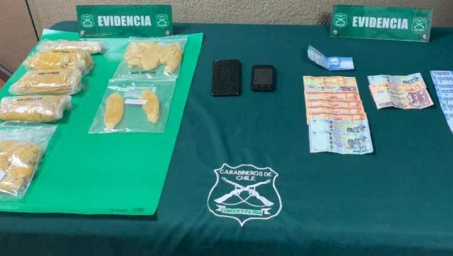 Dos extranjeros fueron detenidos portando ovoides en sus cuerpos en La Calera