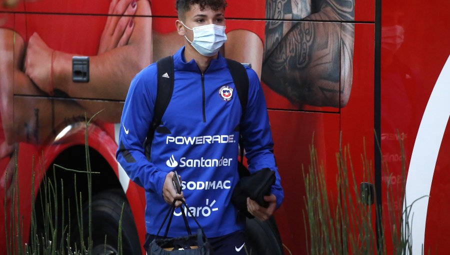 Luciano Arriagada finalizó su primera Copa América con lindo regalo del plantel