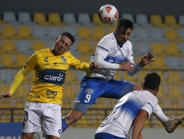 Universidad Católica quiere avanzar a cuartos de final de Copa Chile recibiendo a Everton en casa