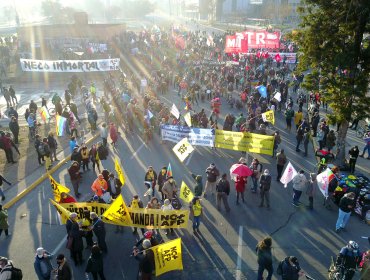 Así fue la marcha de la "Lista del Pueblo" en la previa de la Convención Constitucional