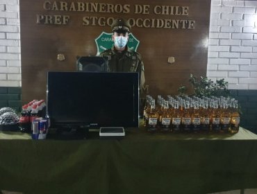 "Domingo Caliente": Fiesta clandestina en Cerro Navia terminó con 26 detenidos