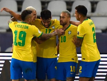 Brasil ganó con lo justo a Perú y es el primer finalista de la Copa América
