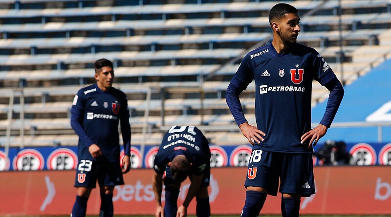 Franco Lobos reconoce que fue un "fracaso" la eliminación de la U de Copa Chile