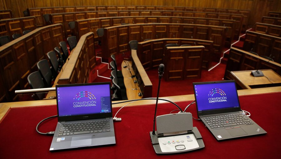 Mesa de la Convención Constitucional afirma que aún no están dadas las condiciones para poder sesionar en el ex Congreso en Santiago