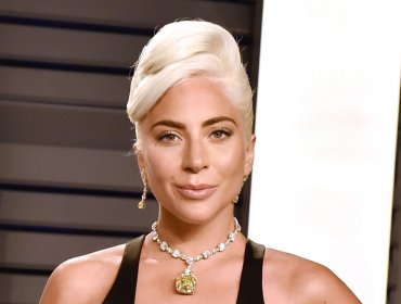Lady Gaga comparte video de su rostro completamente al natural