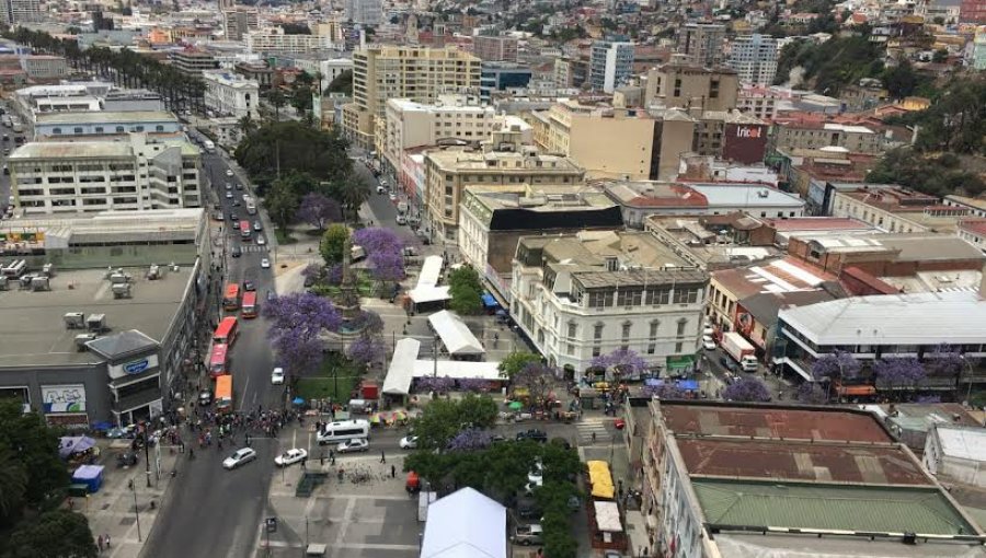 Advierten que en Valparaíso podría ocurrir algo similar al derrumbe de edificio en Miami