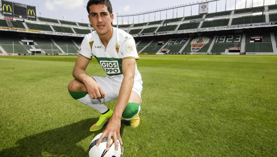 Enzo Roco vuelve a fichar por el Elche CF de la La Liga de España