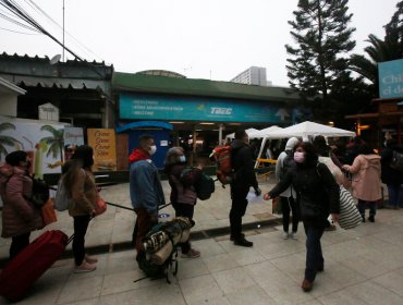 Aumenta fiscalización en terminales de buses: unas 100 mil personas saldrían de Santiago este fin de semana