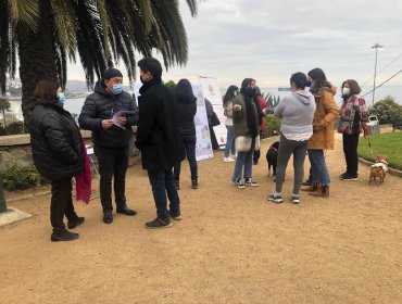 Vecinos participaron en encuentro para mejorar plaza del cerro Castillo de Viña del Mar