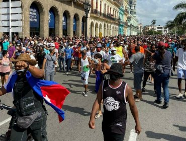 Gobierno de Chile emplaza a Cuba a "no pretender eliminar las legítimas expresiones ciudadanas"